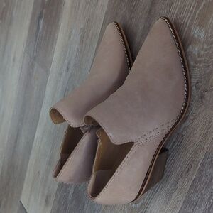 Lucky brand ankle boots